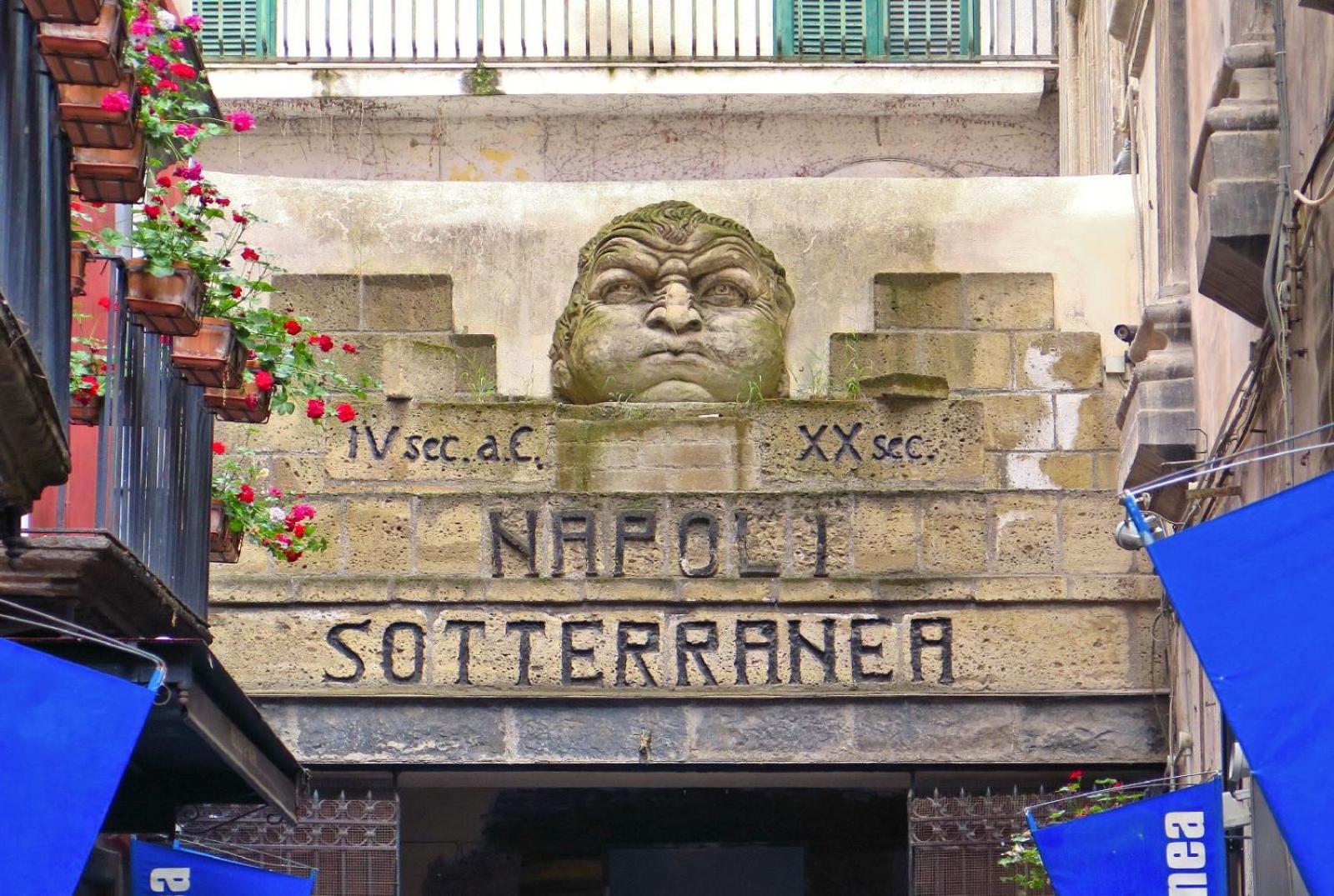Sasy Jr House Via San Mattia 72 Apartment Napoli Exterior foto