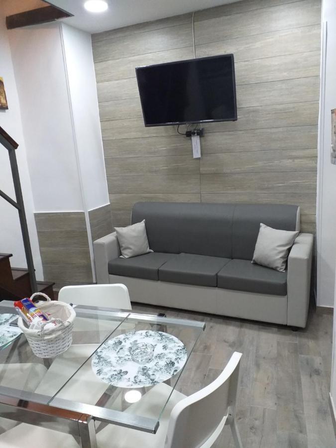 Sasy Jr House Via San Mattia 72 Apartment Napoli Exterior foto